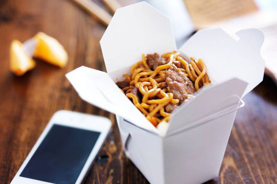 Embalagens de fast-food prejudicam a saúde, diz estudo