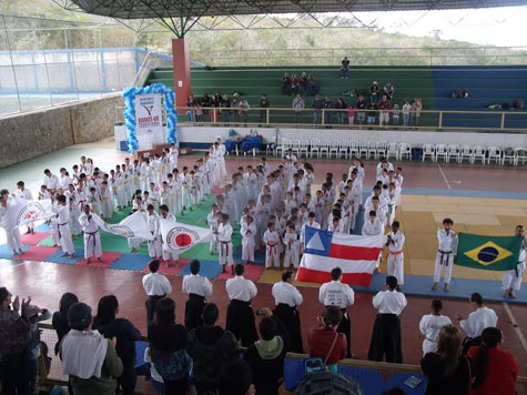 Equipe brumadense de karatê é campeã da XII Copa Sesc e Aska Sudoeste