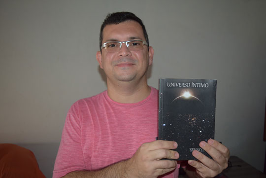 Bruno Lobo lança livro do Universo Íntimo na ALAB em Brumado