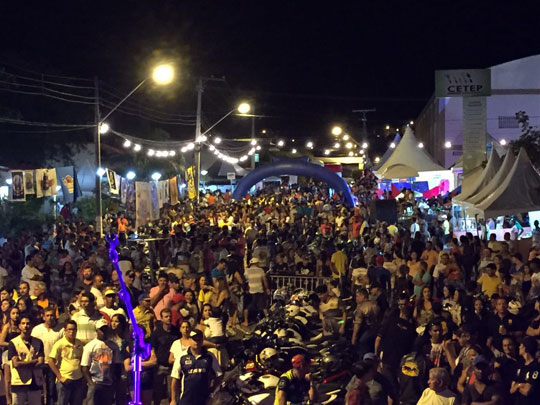 2º Encontro Nacional de Motociclistas é realizado em Caetité