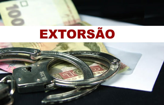 Policial militar e mais dois homens são presos acusados de extorsão em Guanambi