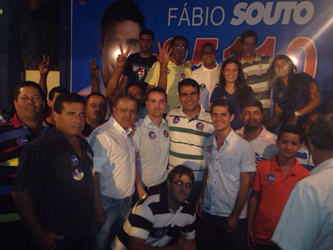 Eleições 2014: Fábio Souto faz campanha em Brumado com proposta de renovação na AL-BA