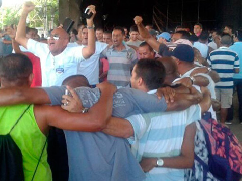 Greve da polícia militar da Bahia chega ao fim