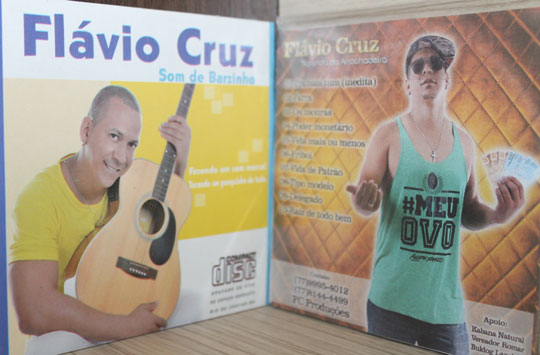Flávio Cruz lança CD duplo