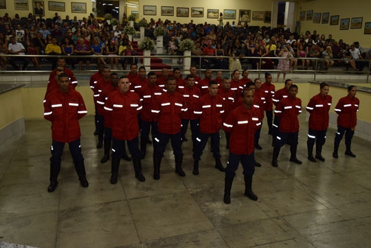 Formada a primeira turma de bombeiros civis de Brumado