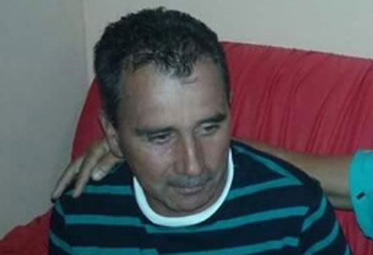 Pai morre e filho fica em estado grave após briga familiar por conta do Bolsa Família em Condeúba