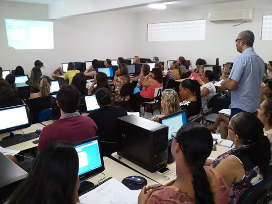 Brumado: Secretaria de Educação implanta sistema informatizado nas escolas municipais