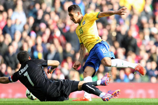 Brasil vence Chile por 1 a 0 em jogo difícil