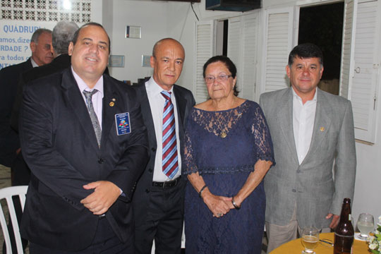 Governador do distrito 4550 visita Rotary Club de Brumado
