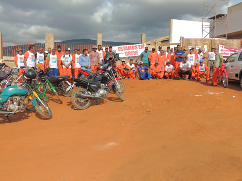 Brumado: Greve da construção civil paralisa obras do IFBA, do Minha Casa, Minha Vida e de estádio