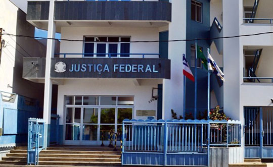 Justiça bloqueia mais de R$ 400 mil de empresa e nega pedido de prefeito em Palmas de Monte Alto