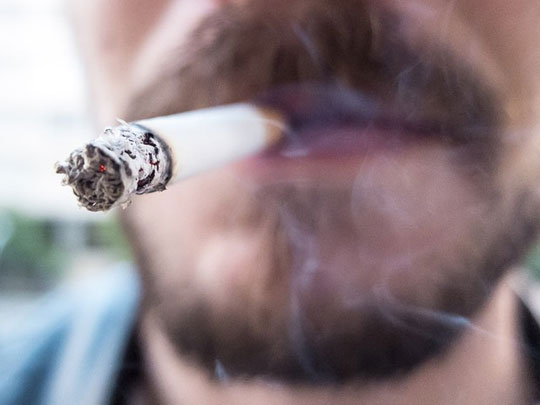 Cigarro é responsável por quase 50% das mortes por 12 tipos de câncer