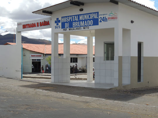 Mesmo com protesto dos médicos, hospital de Brumado mantém atendimentos de urgência e emergência