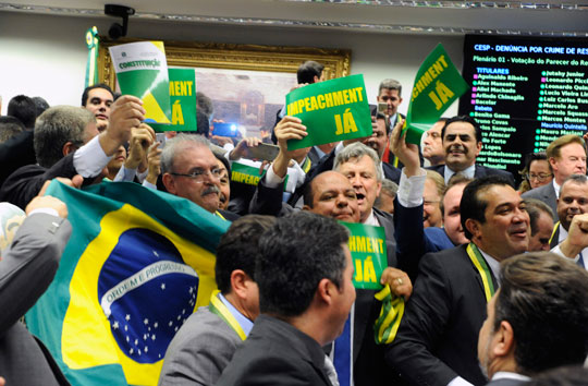 Eduardo Cunha diz que votação do impeachment será finalizada no domingo (17)