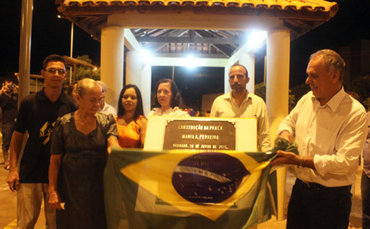 Brumado: Praça Maria Aparecida Ferreira é inaugurada