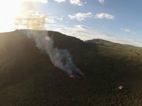 Incêndio florestal atinge região da Chapada Diamantina há três dias