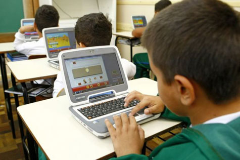 Pesquisa indica aumento do uso da internet na sala de aula