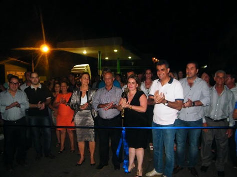 Dom Basílio: Ivana Bastos participa de comemoração do aniversário da cidade