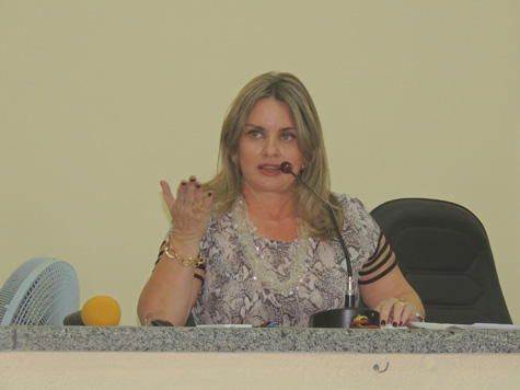 Ivana Bastos manifesta apoio aos produtores do Projeto Estreito