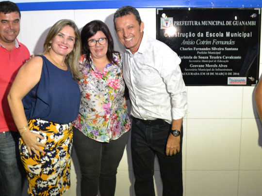 Guanambi: Ivana Bastos prestigia inauguração da nova sede do Colégio Anísio Cotrim Fernandes
