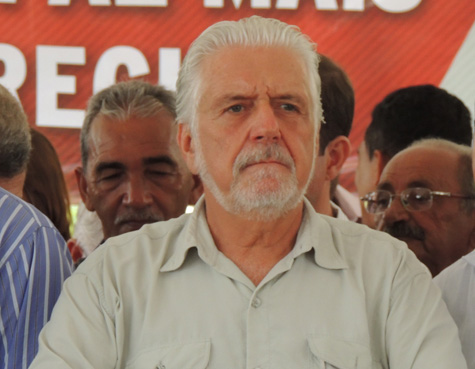Eleições 2014: Wagner acredita em segundo turno com Dilma e Marina
