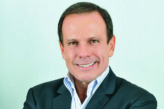 João Doria diz ter herdado rombo de R$ 7,5 bi de Fernando Haddad em São Paulo