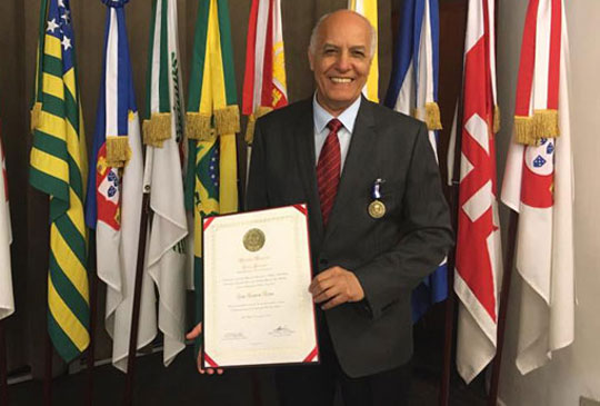 Brumadense João Maria Matos é homenageado com Medalha Ministro Celso Furtado