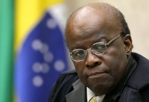 Joaquim Barbosa diz que deixa Supremo com a alma leve