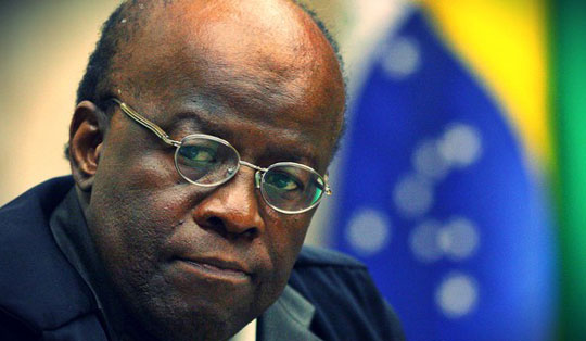 Joaquim Barbosa diz que votação do impeachment foi uma vergonha