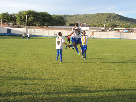 Cinco jogadores do Campeonato Brumadense de Futebol são punidos