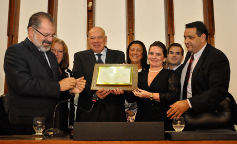 AL-BA: Presidente da Bahia Mineração recebe título de cidadão baiano