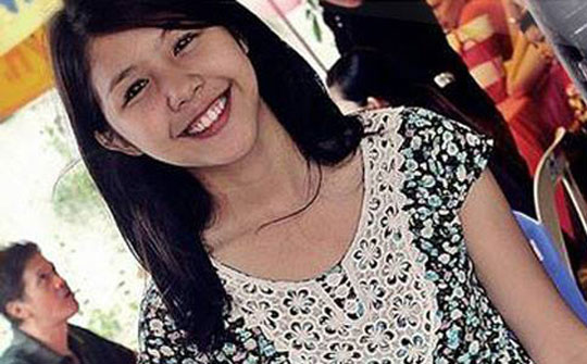 Filipinas: Estudante de 19 anos morre ao cair de prédio durante selfie