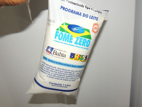 Burocracia interrompe entrega do leite do Fome Zero nas escolas em Brumado