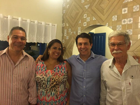 Deputado Arthur Maia confirma pré-candidatura de Eduardo Vasconcelos à prefeitura de Brumado