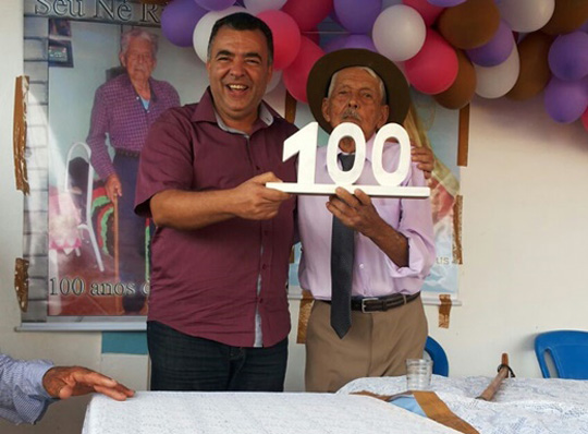 Livramento: Morador da comunidade de Pedrinhas completa 100 anos de vida com grande festa