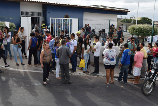 Último dia para recadastramento eleitoral leva centenas de eleitores ao Fórum de Brumado