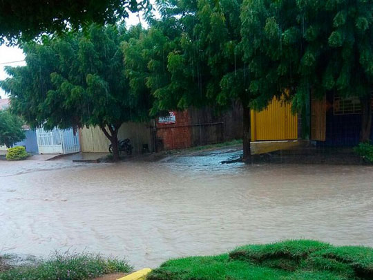 Cinco cidades têm 'emergência' reconhecida por seca ou inundações
