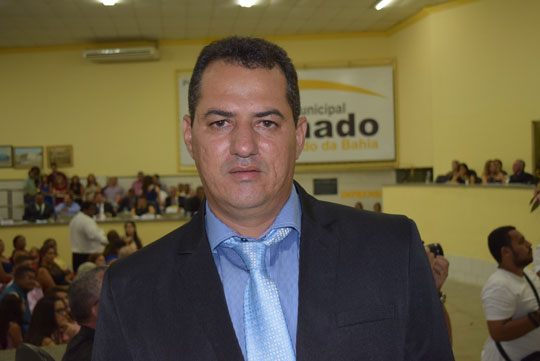 Após votar a favor do prefeito de Brumado, PSD analisa expulsão do vereador Palito