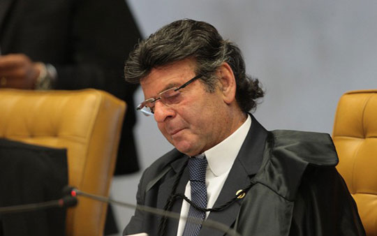 TSE pode separar contas de Temer e Dilma em ações sobre 2014, diz ministro