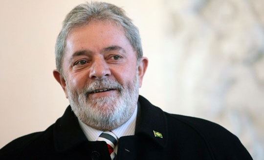 'Lula será candidato', afirma Dilma à revista francesa