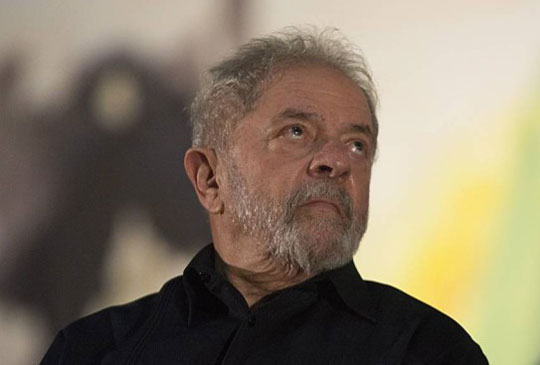 Fogo amigo em delações agrava situação de Lula