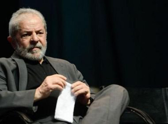 Lula é denunciado por suposto envolvimento em venda de Medida Provisória