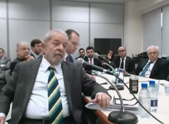 MPF pede prisão de Lula e multa de R$ 87 milhões no caso do triplex
