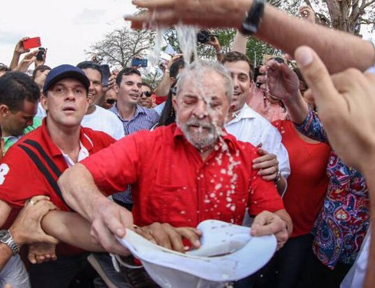 'Eles que peçam a Deus para eu não ser candidato', diz Lula sobre 2018
