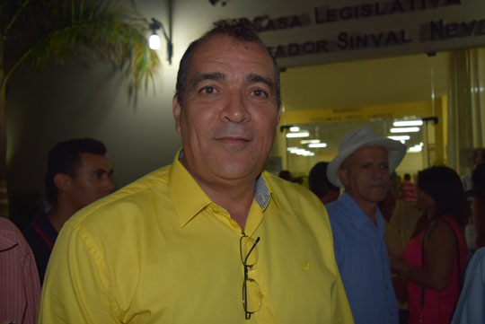 Eleições 2016: TSE nega recurso e mantém inelegibilidade de Manelão em Brumado