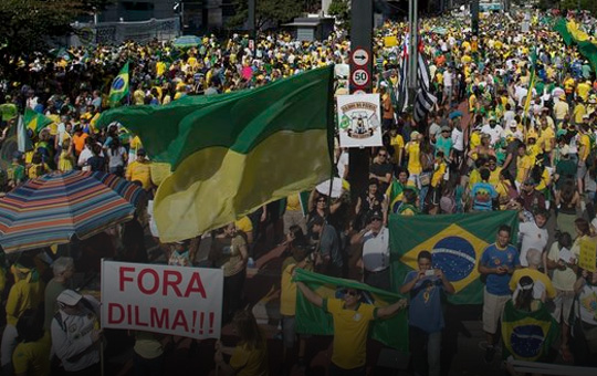 Manifestações 'Fora Dilma' ocorreram sem incidentes em todo o país