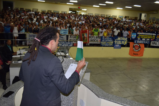 Brumado: Vereadores aprovam projeto que rejeita representação da APLB/Sindicato