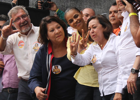 Oponentes estão juntos em 'artilharia pesada', diz Marina Silva em Salvador
