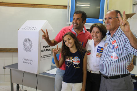 Eleições 2014: Suplente de Otto vota confiante na vitória