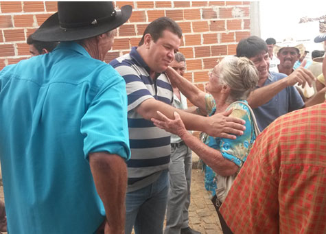 Deputado Marquinho Viana visita Aracatu